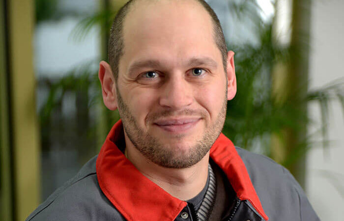 Artur Dikov